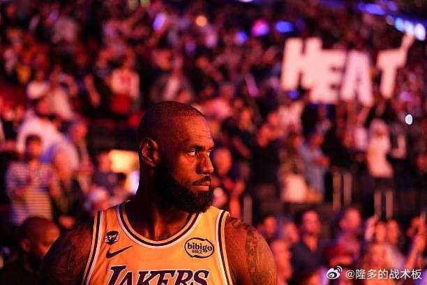 里夫斯回应背靠背出战，称不能让41岁勒布朗独自上场